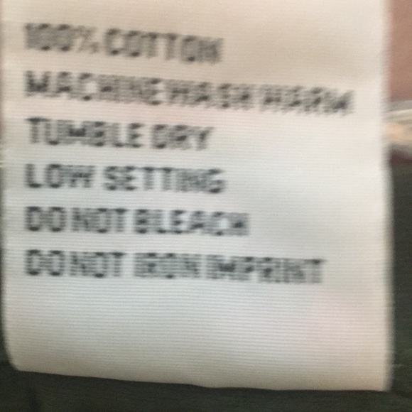 Harley Davidson Tee shirt. Never worn.  Jamaica - Picture 5 of 5